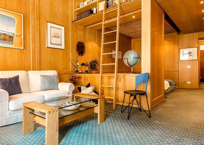 Apartmán Joivy Charming With Terrace In The Very Heart Of *