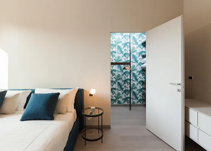 Easyhomes-duomo & ミラノ