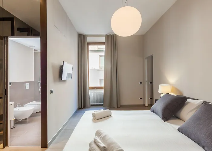 Easyhomes-duomo & Apartment