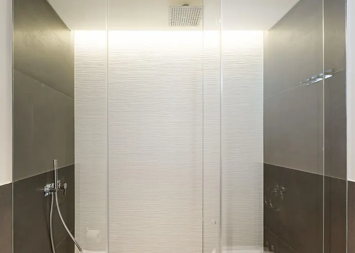 Easyhomes-duomo & Apartamento