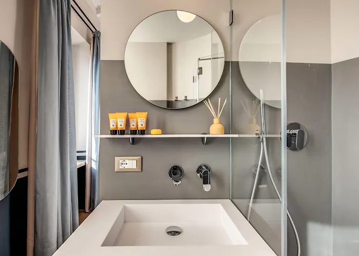 Velvet Grey Boutique 3* ミラノ