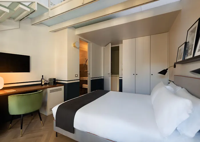 Velvet Grey Boutique Hotel 3*