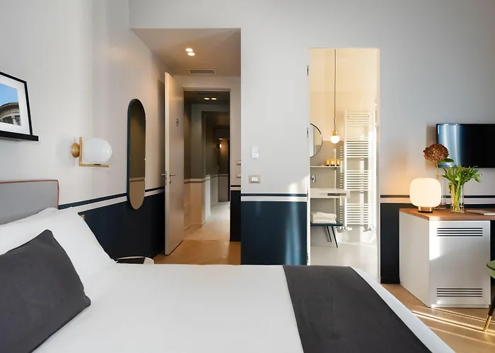 Velvet Grey Boutique 3*