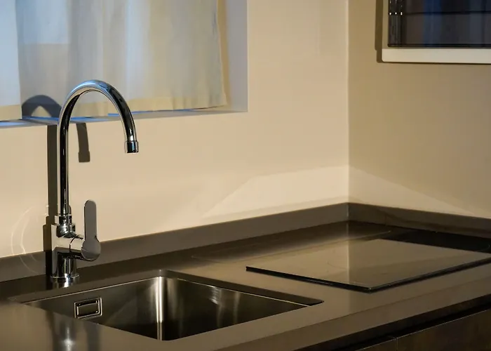 Bob W Ticinese Lejlighedshotel Milano