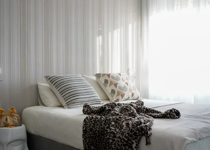 Bob W Ticinese Aparthotel 4*