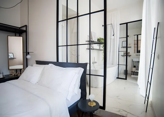 Ca Bela - Porta Romana 3*