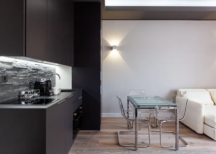 Easyhomes-city Centre *