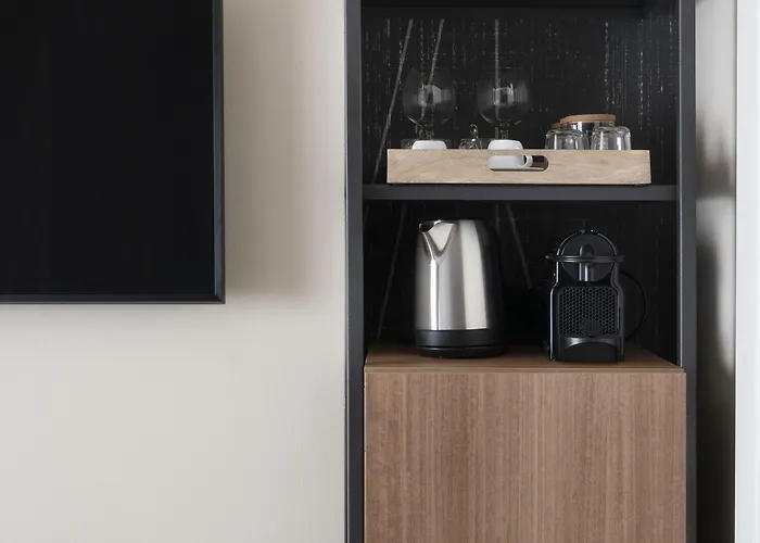 Della Spiga By Brera