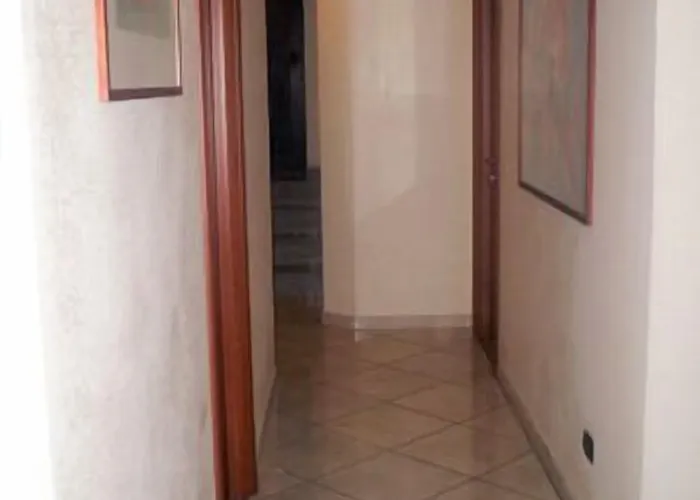 מלון Hotel2000 2*