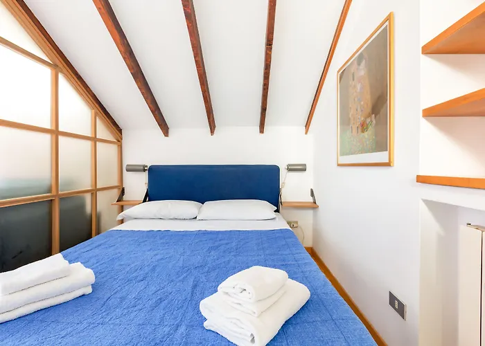 Guesthost - Piazza Risorgimento Cosy Apartment