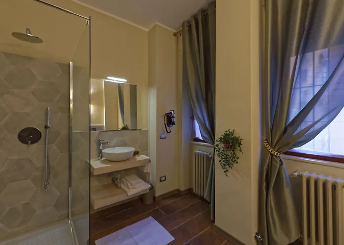 Red Ribbon 4* Milán