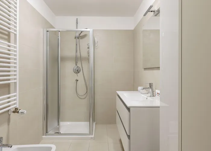 Italianway Comfort - Traiano 37c * Milan