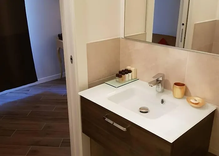 Gatti Konukevi Milano