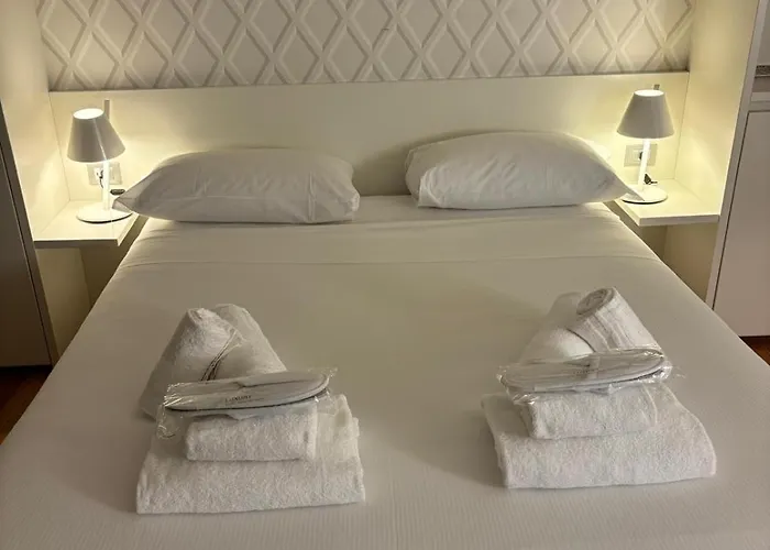 Youhosty - Luxury Town House Appartement *