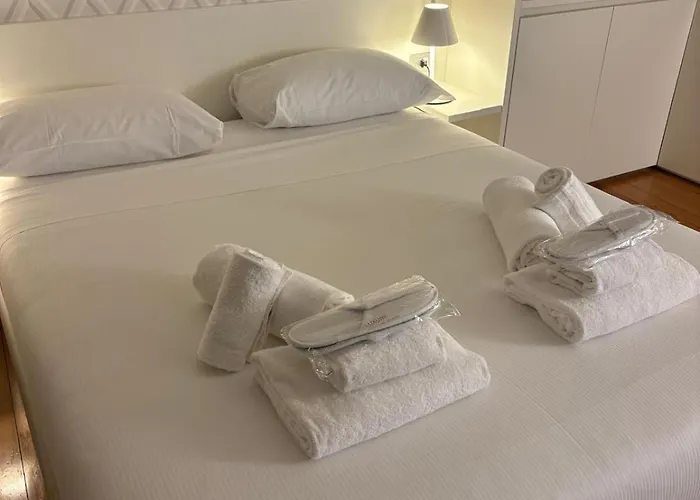 Youhosty - Luxury Town House Appartement *