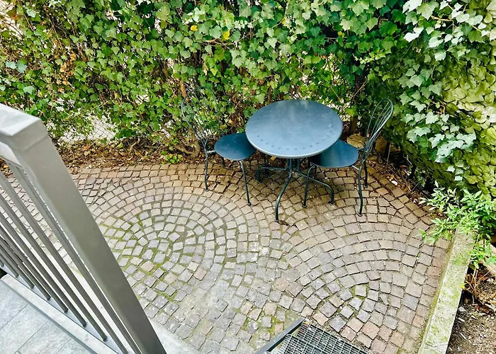 Lovely 2 With Small Garden Appartement *