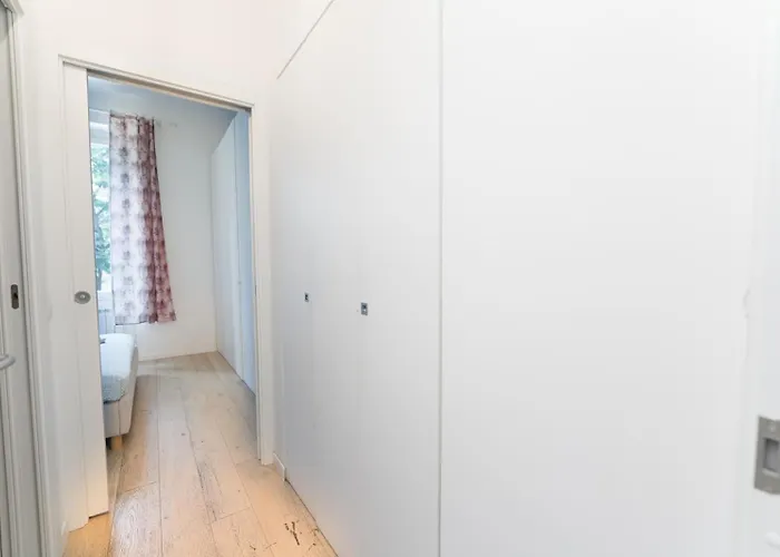 Lägenhet Luxury One Bedroom Corso Buenos Aires Next Duomo