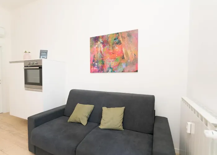 Luxury One Bedroom Corso Buenos Aires Next Duomo Lägenhet