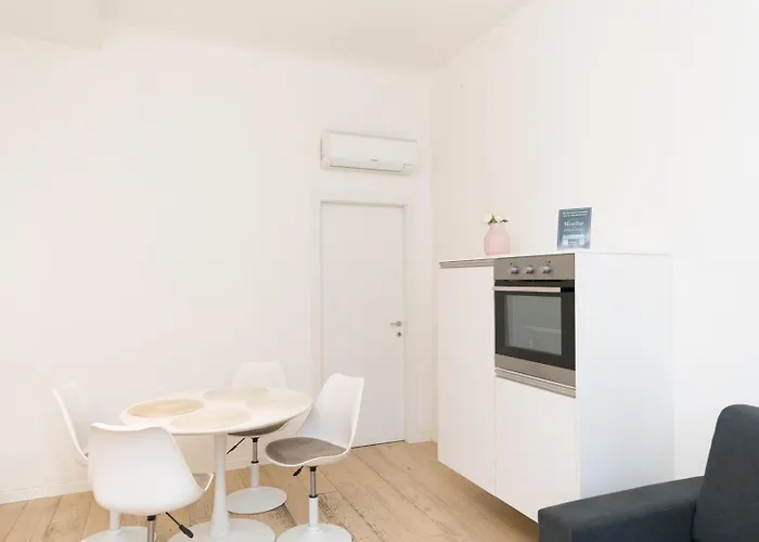 Luxury One Bedroom Corso Buenos Aires Next Duomo *