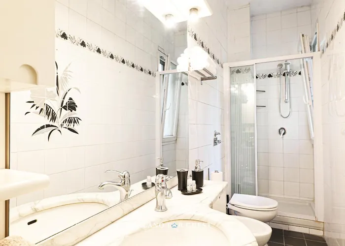 Chiara Centro Апартаменты Милан