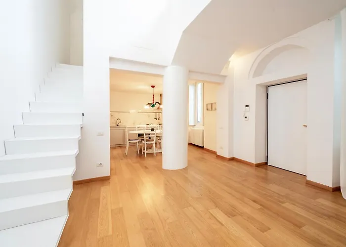 The Boutique - Tortona Design District & Navigli - Luxury With Balcony - Tram 2 Direct To Duomo - Center Milano