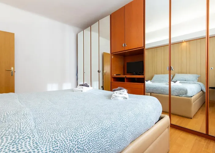Apartament The Metropolitan Cozy Near Duomo + Wifi Mediolan