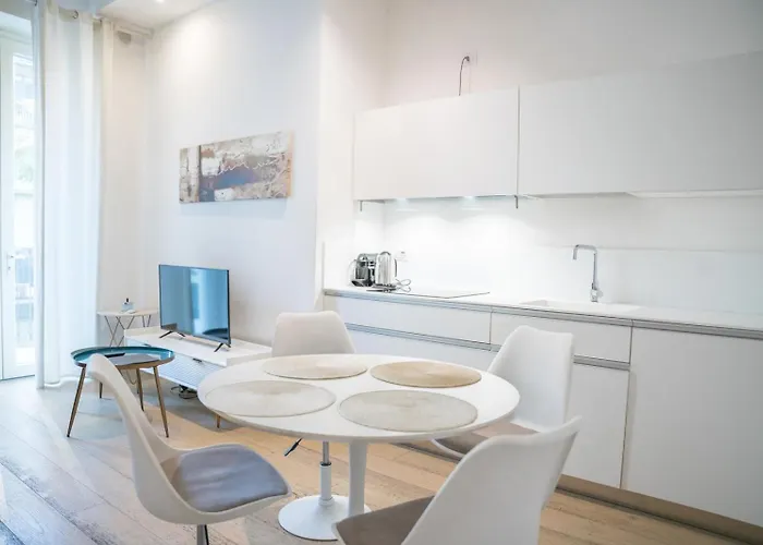 Luxury One Bedroom Corso Buenos Aires Next Duomo *