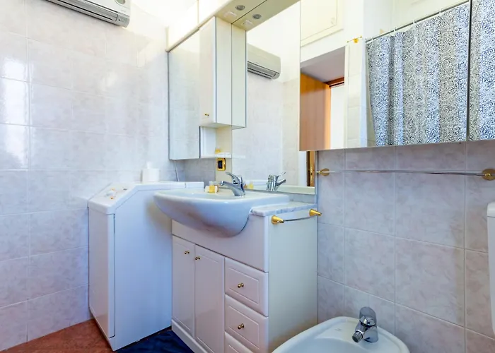 The Metropolitan Cozy Near Duomo + Wifi *