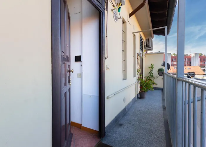 The Metropolitan Cozy Near Duomo + Wifi Apartament