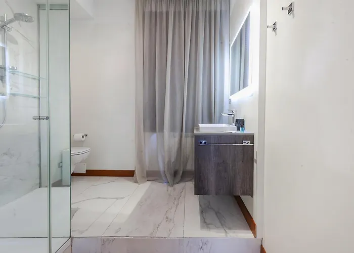 San Babila Executive - Discover The Historic Centre Of דירה מילאנו