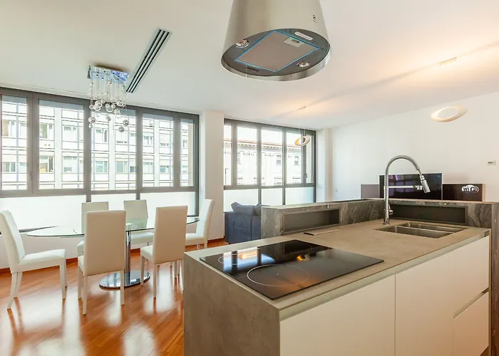 Easyhomes-madonnina View Apartmán *