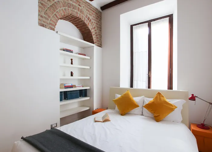 Heart Duomo Colonne * מילאנו