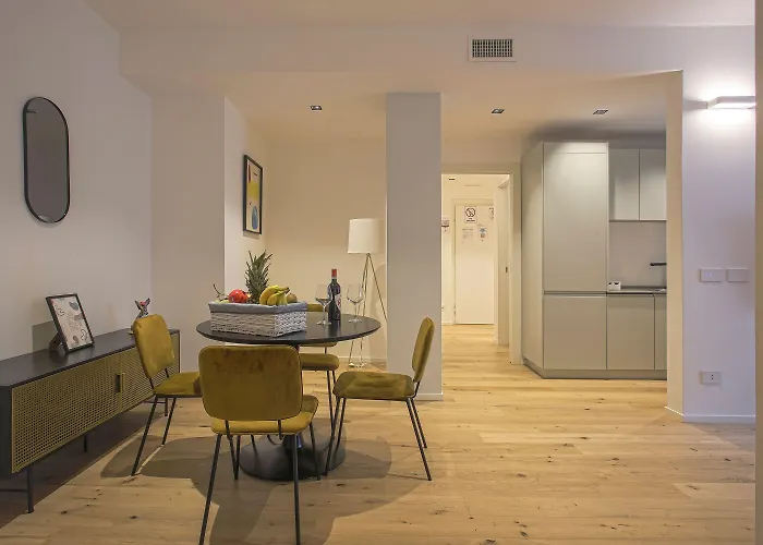 Luxury Suite-hosted By Sweetstay 아파트 밀라노