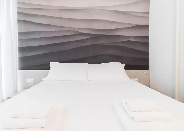 Italianway Easy - Ciro Menotti 18 Milaan