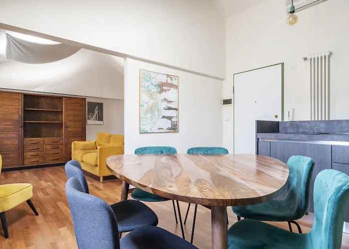 Apartament Easyhomes Duomo View Mediolan