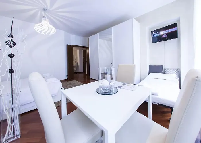 Italianway Easy - Venezia 33 - A Apartamento Milão