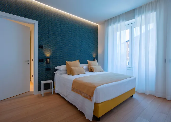 Sant'ambrogio Apartments, Reception H24 דירה *