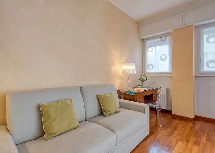 Bnbutler - Stromboli, 22 - Ampio, Luminoso Ed Elegante