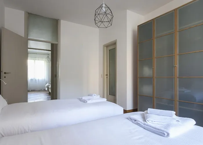 Youhosty - Copernico 47 * Μιλάνο