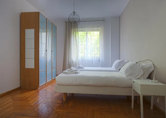 Youhosty - Copernico 47