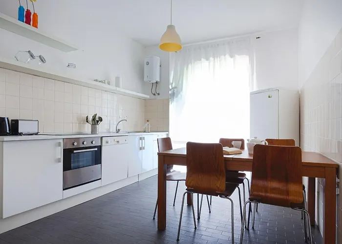 Διαμέρισμα Youhosty - Copernico 47 *