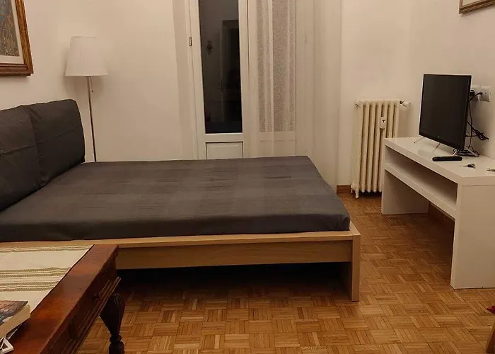 Imhome - Porta Romana Penzion