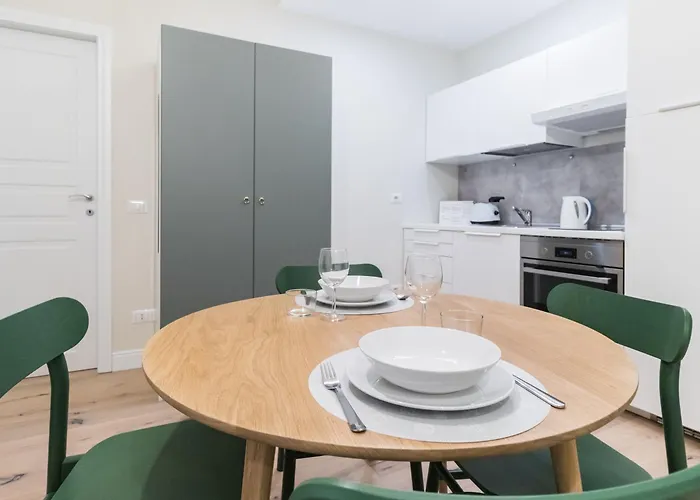 Hotel Mi-mosc46as - Garibaldi 104 A 2*