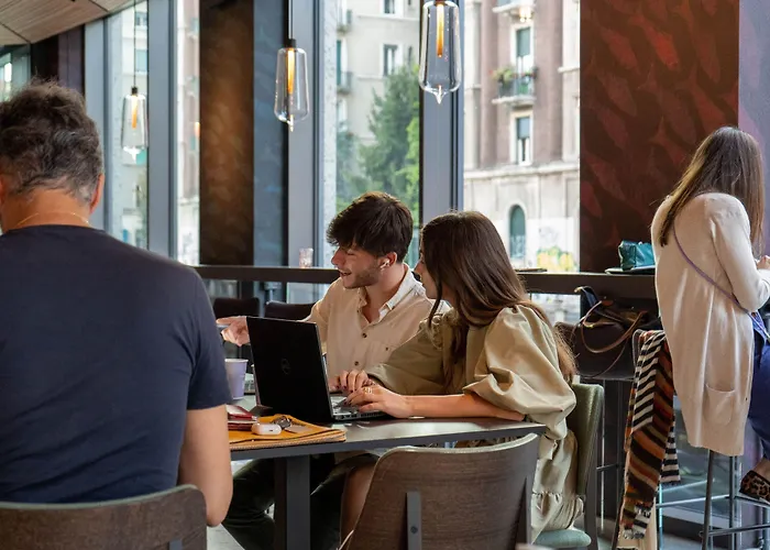 21 House Of Stories Navigli 4* ミラノ