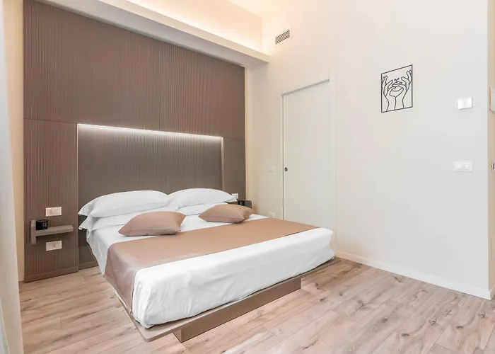 Meneghina Foresteria Lombarda 3*