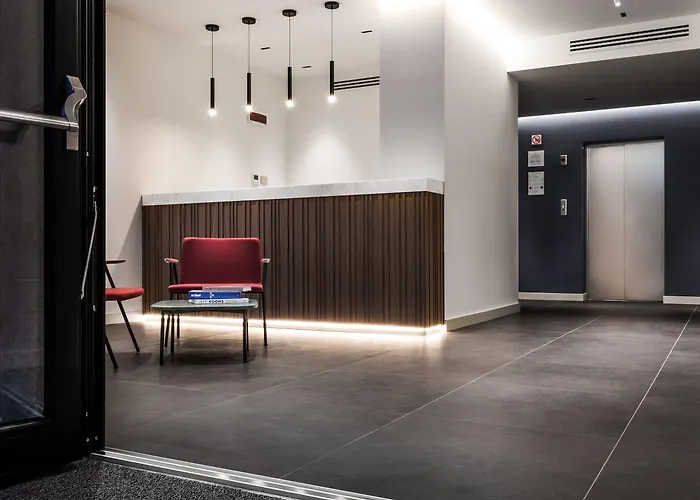 Co99 Art Building 4*