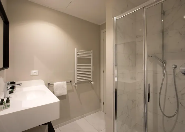 Daplace - Corso Monforte Penzion 3*