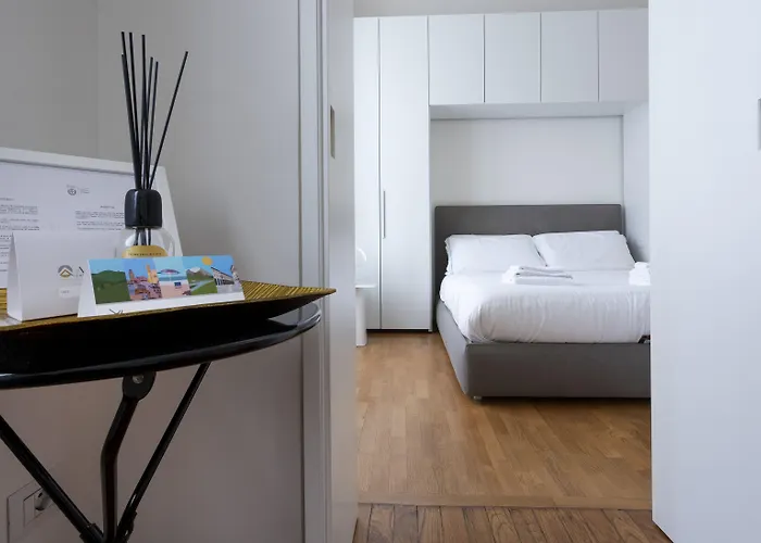 Italianway Easy - Vincenzo Monti 32 * Milan