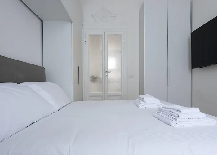 Italianway Easy - Vincenzo Monti 32 Mediolan