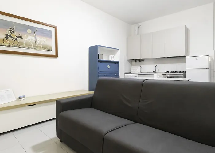 Italianway Easy - Cesare Da Sesto 20 B * Mediolan